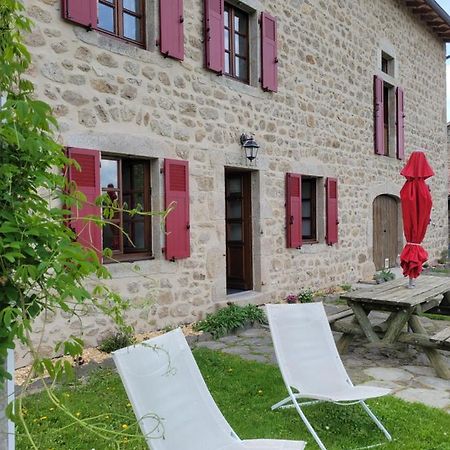 Se Reconnecter A La Nature Au Gite 3 Etoiles De Montager A Saint Andre De Chalencon エクステリア 写真