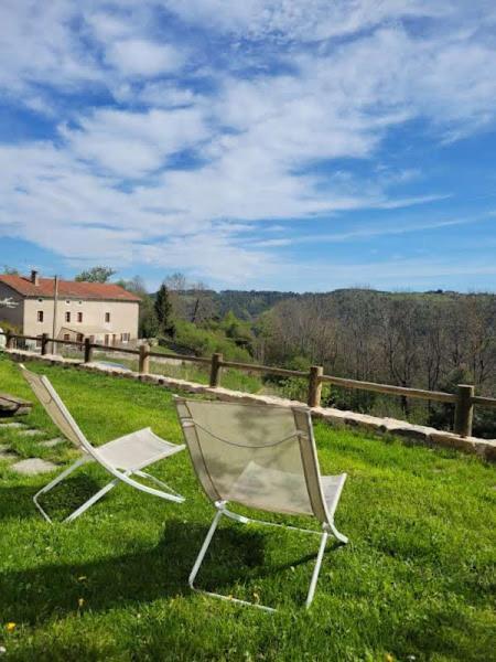 Se Reconnecter A La Nature Au Gite 3 Etoiles De Montager A Saint Andre De Chalencon エクステリア 写真