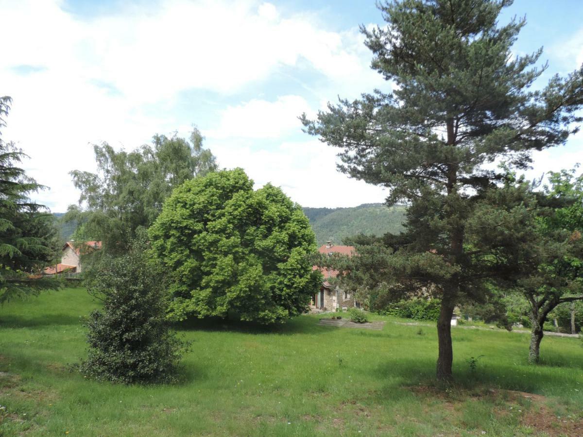 Se Reconnecter A La Nature Au Gite 3 Etoiles De Montager A Saint Andre De Chalencon エクステリア 写真